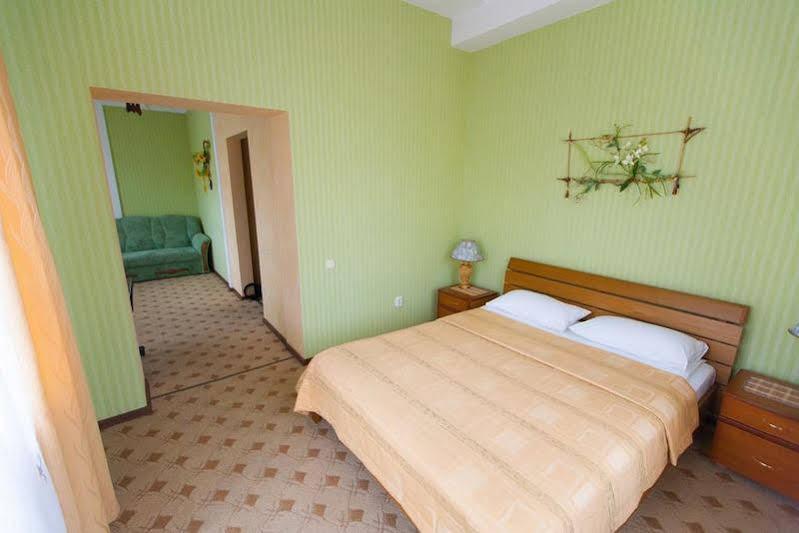 Slavia Hotel Hrodna Exterior foto